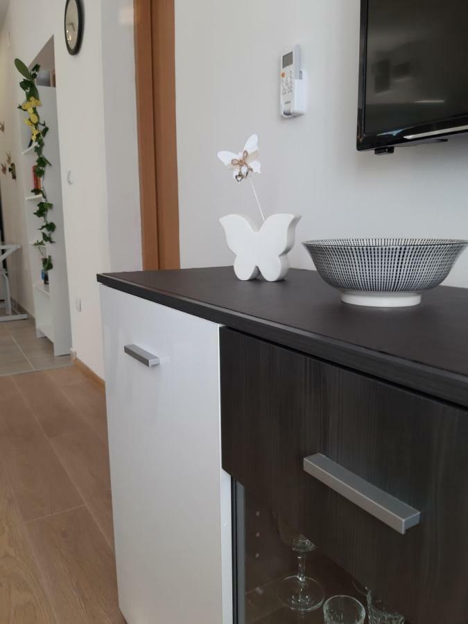 Apartment Butterfly Split - For Rest And Relaxation エクステリア 写真